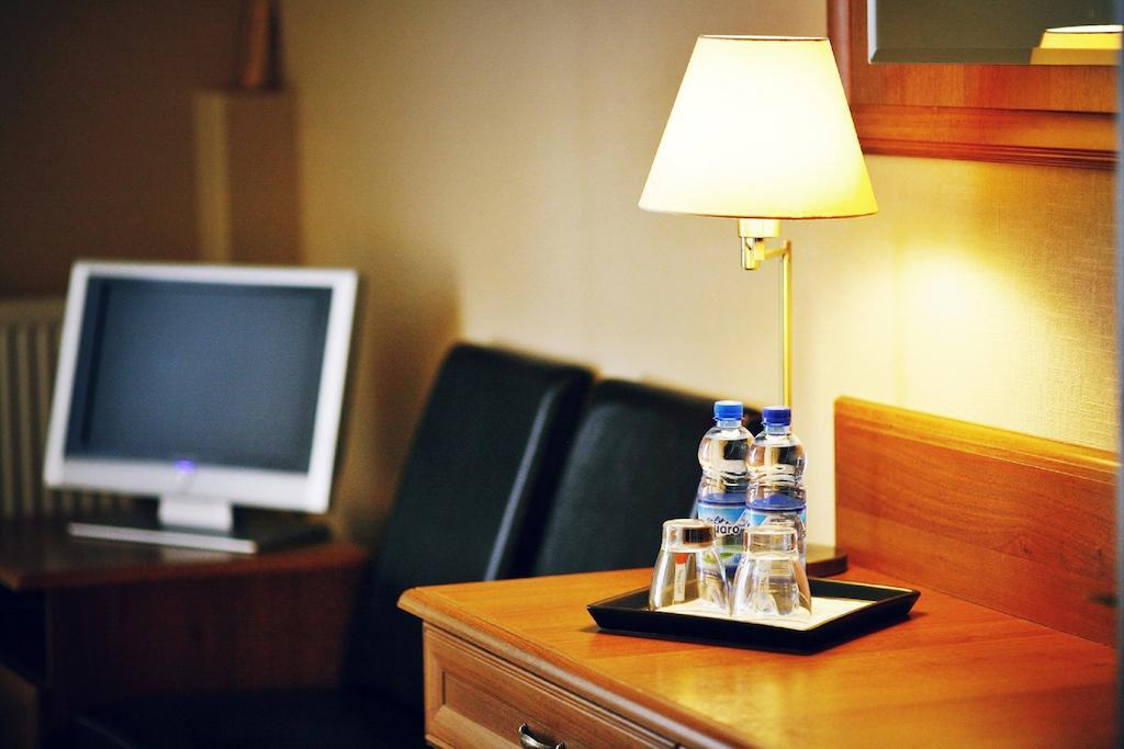 Hotel Zorza Namysłów Habitación foto